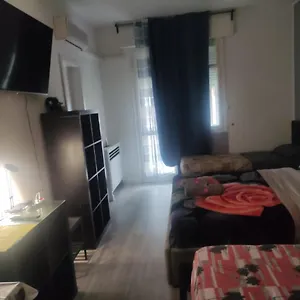 https://amendola-apartment.emilia-romagnahotels.net