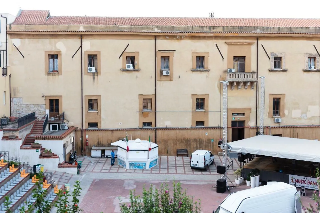 L' Arena Suite - Sicilian Style 140 Mq Flat With Balcony And Arena Seeview Castellammare del Golfo