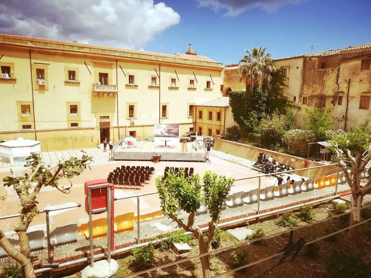 Lägenhet L' Arena Suite - Sicilian Style 140 Mq Flat With Balcony And Arena Seeview Castellammare del Golfo